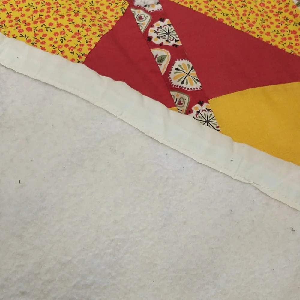 Vintage Quilt 65x82 - Picture 3 of 5